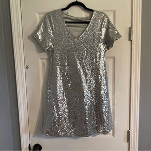 Silver sequin dress - Taylor Swift